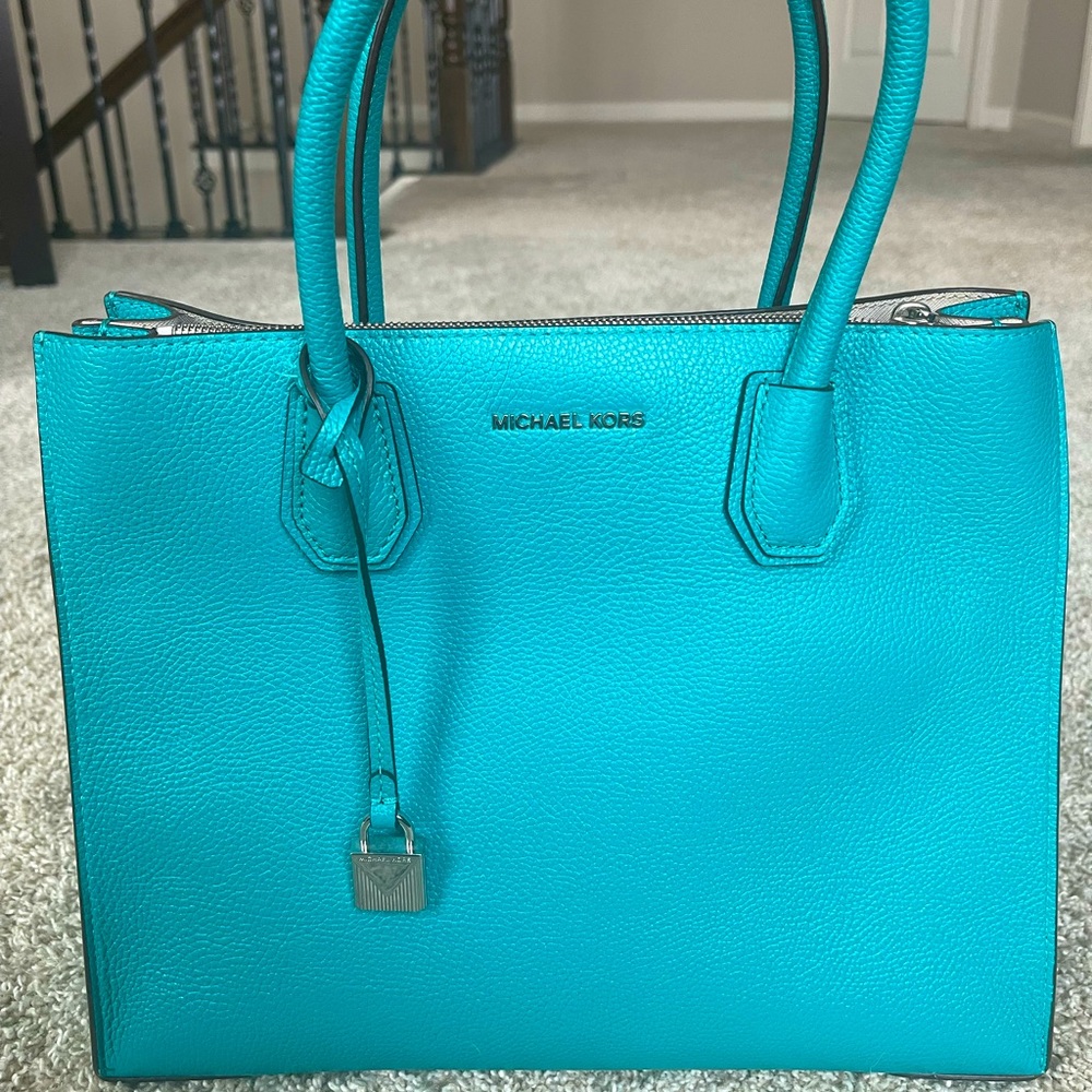 Micheal Kors Teal Handbag Purse NWOT